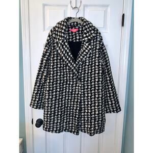 Catherine Malandrino Black & White Houndstooth Coat